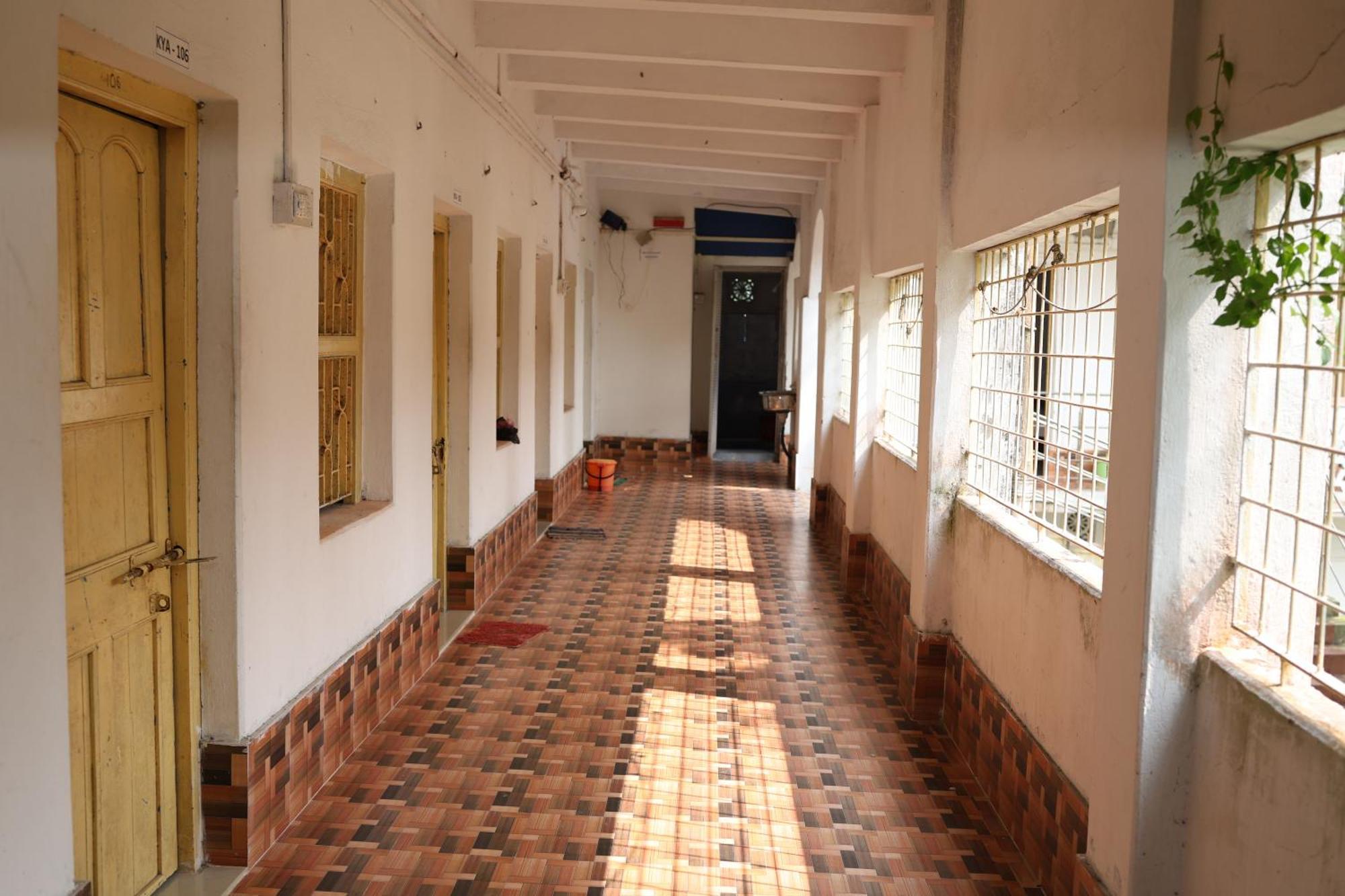 Dhablat Kriya Yoga Wellness酒店 外观 照片